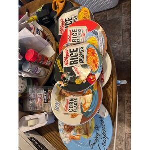 Vintage Kelloggs Cereal Plates Set of 6 Rice Krispies Corn Flakes 2005 Ceramic